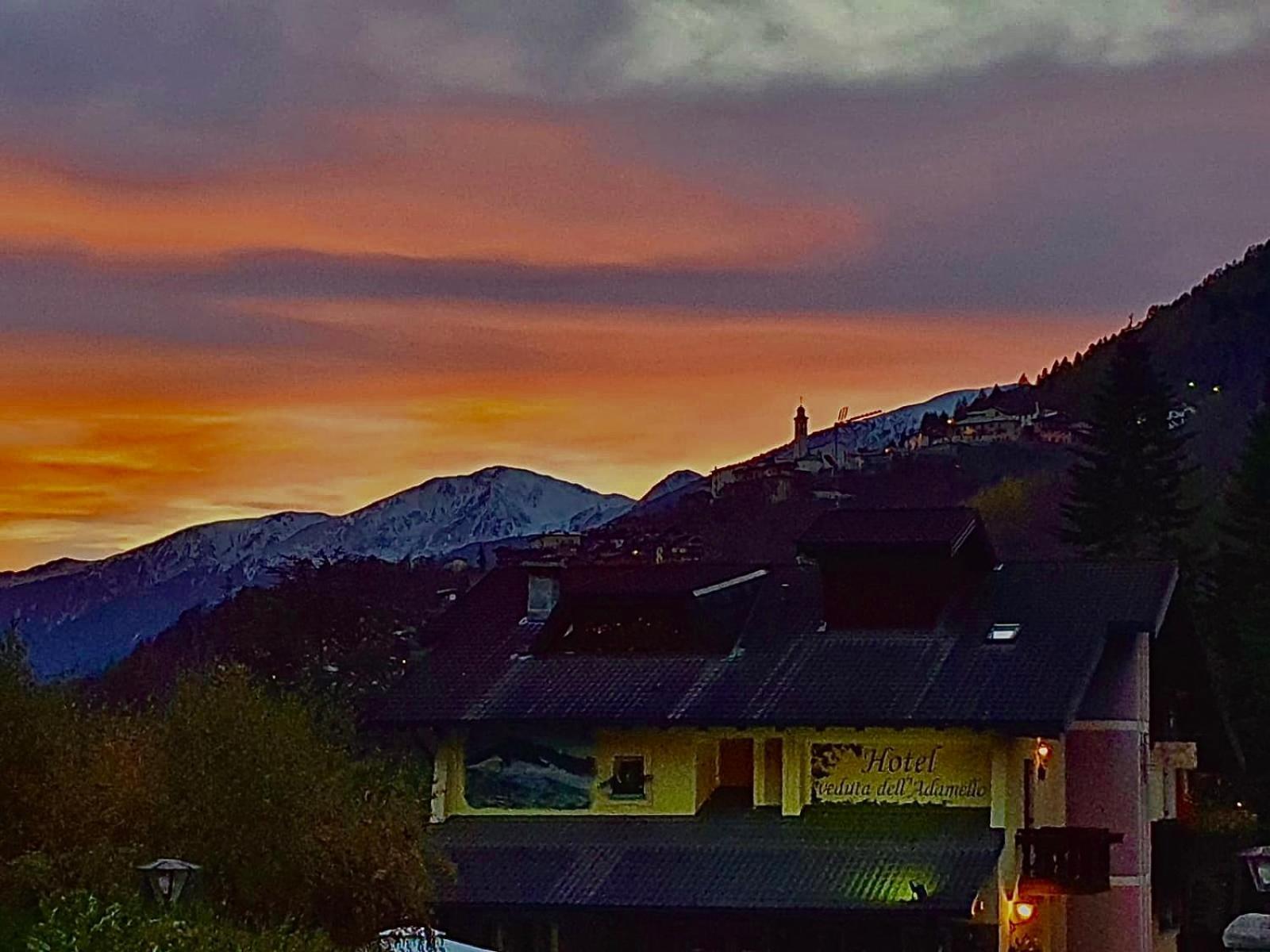Hotel Veduta Dell'Adamello Temù Dış mekan fotoğraf