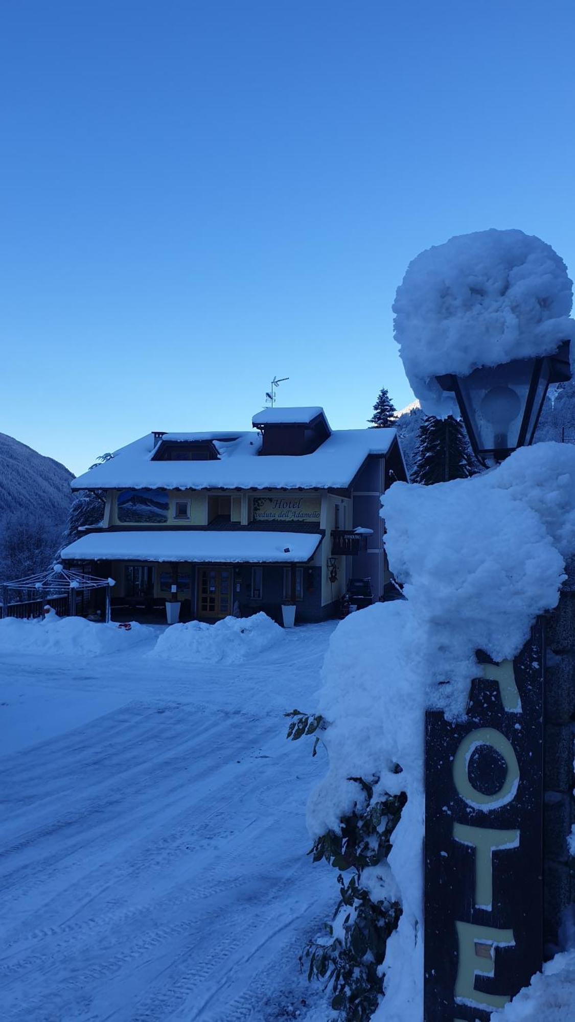 Hotel Veduta Dell'Adamello Temù Dış mekan fotoğraf