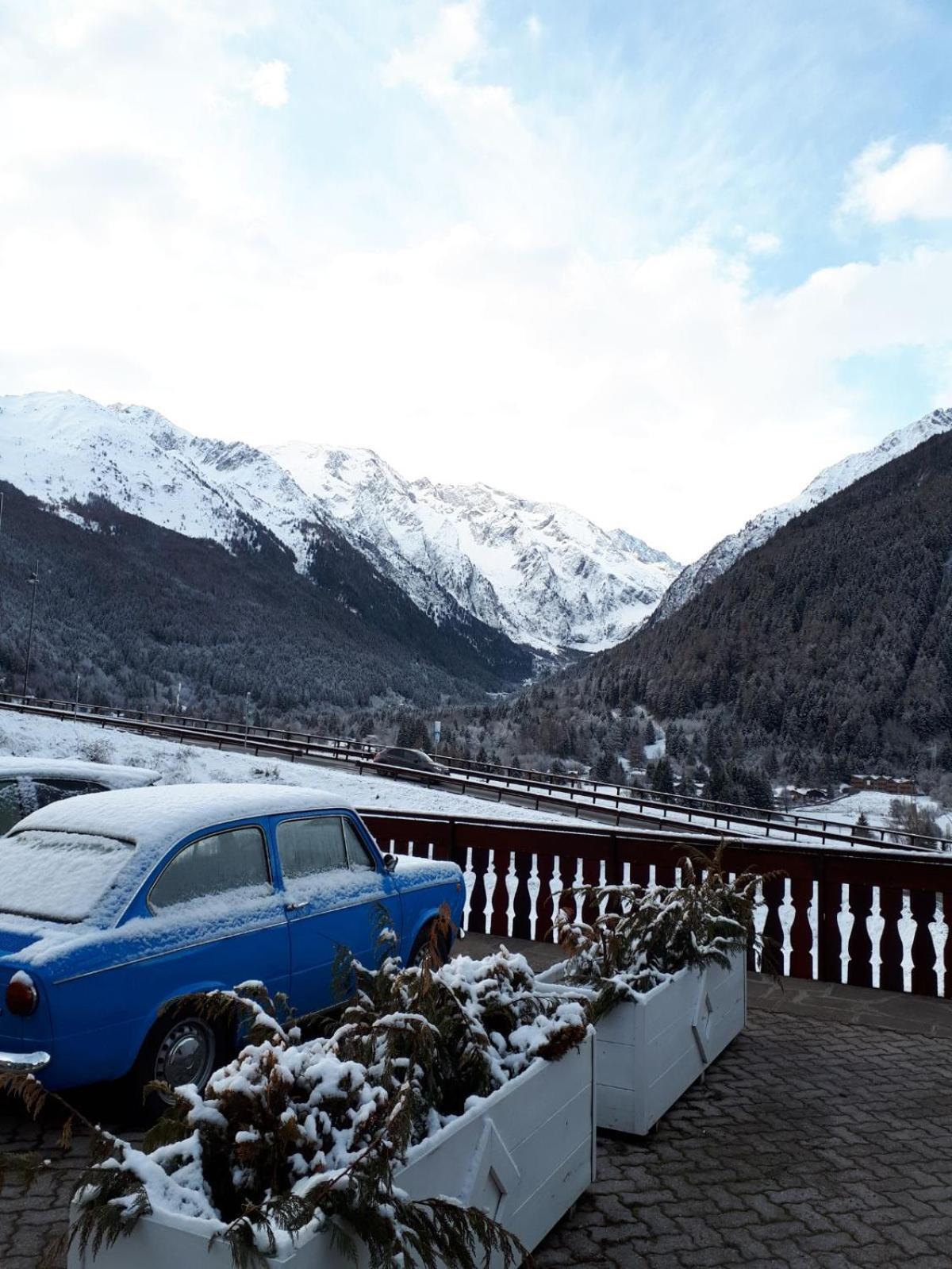 Hotel Veduta Dell'Adamello Temù Dış mekan fotoğraf