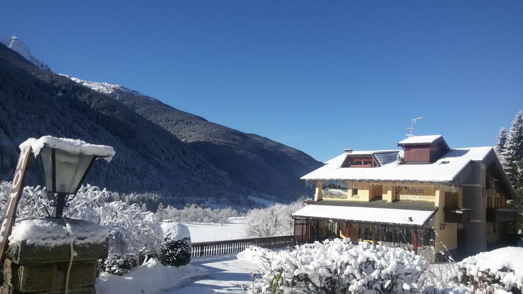 Hotel Veduta Dell'Adamello Temù Dış mekan fotoğraf